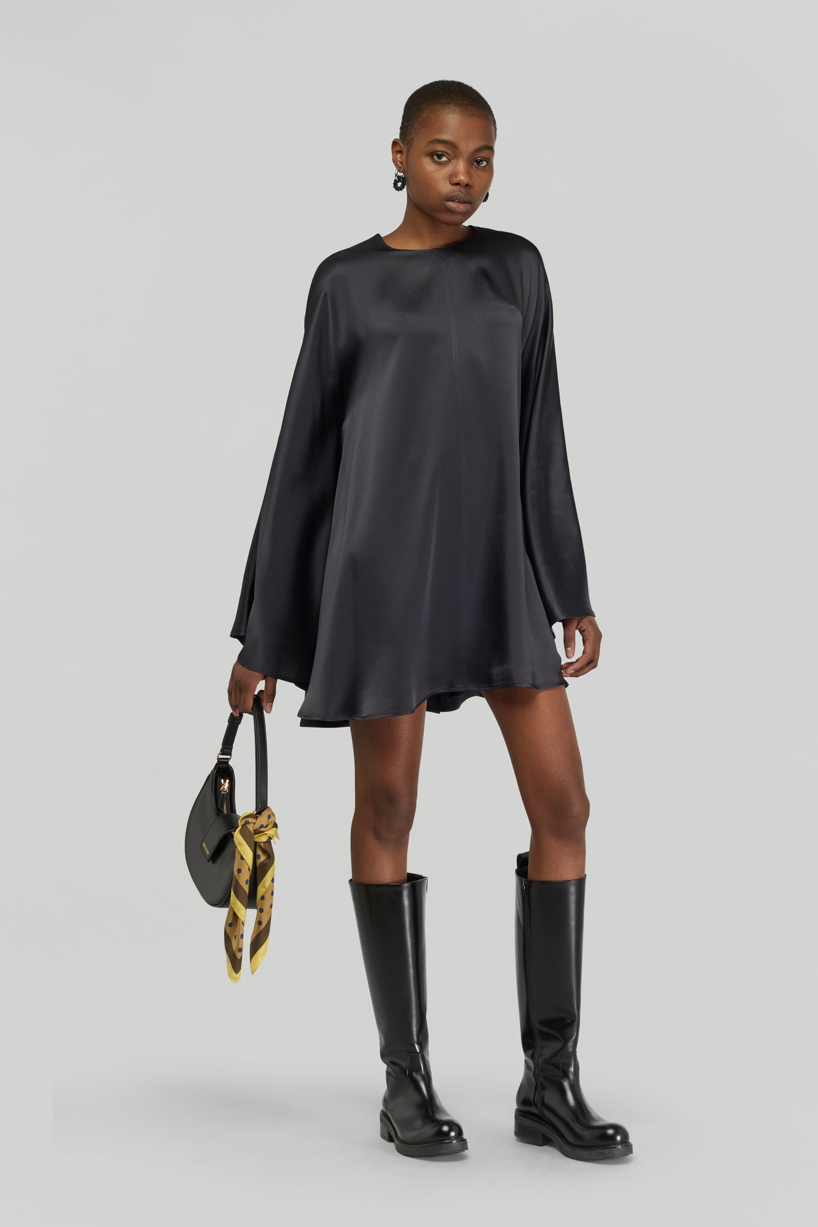 DRESS EVA