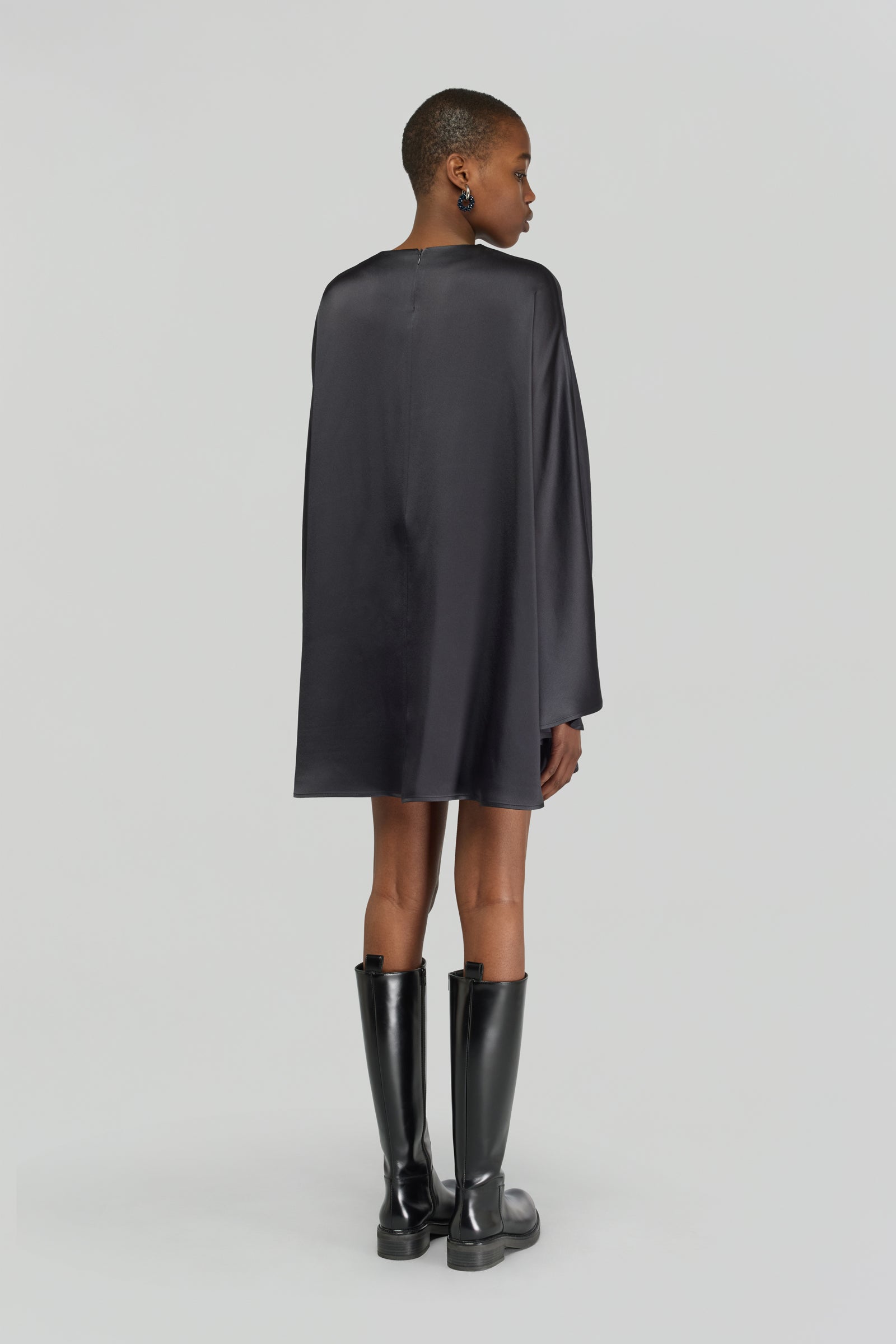 DRESS EVA