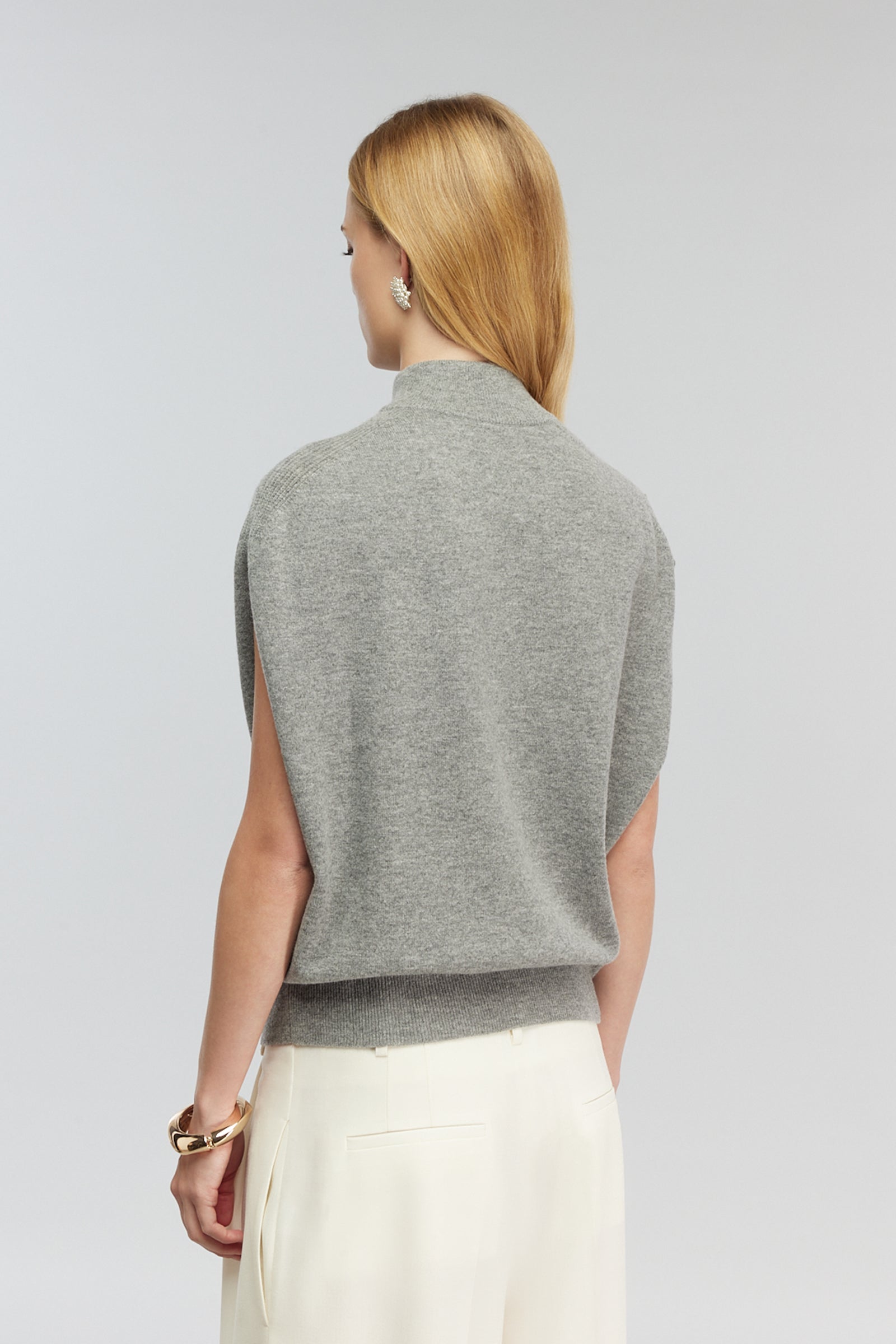 SWEATER VERITY