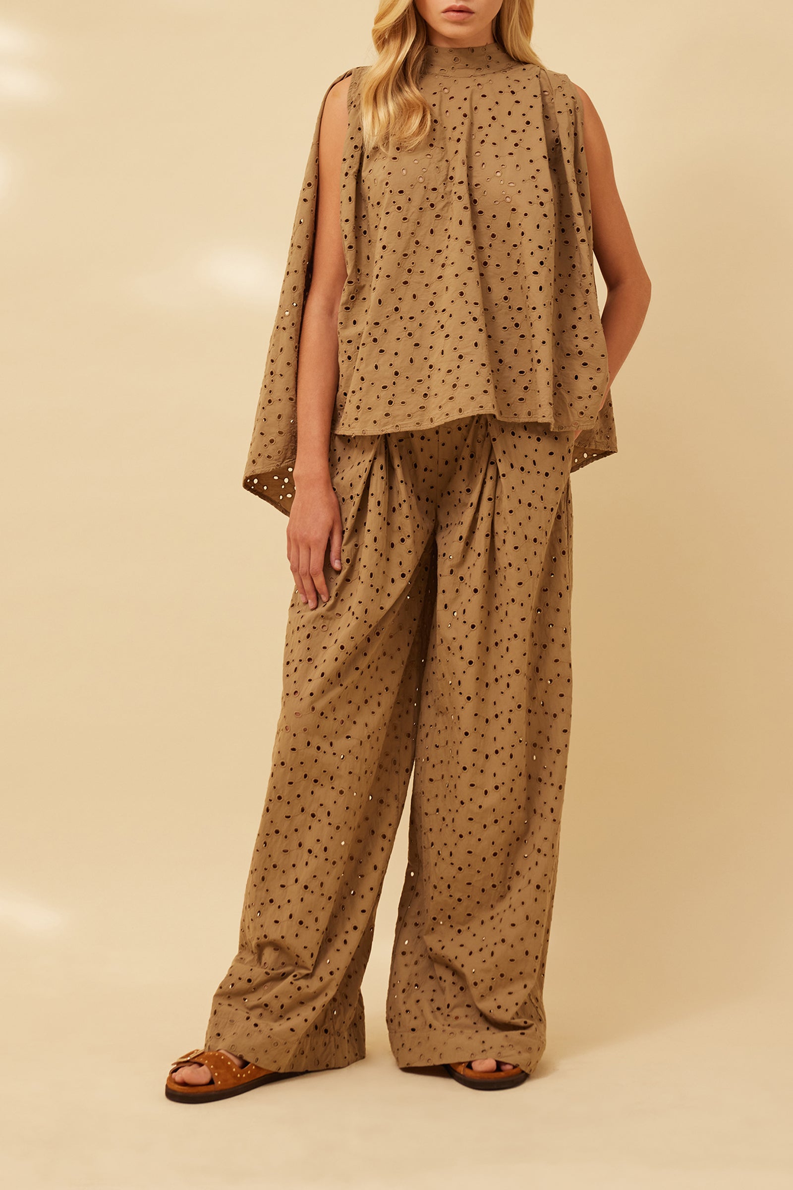 PANTALONE IN SANGALLO