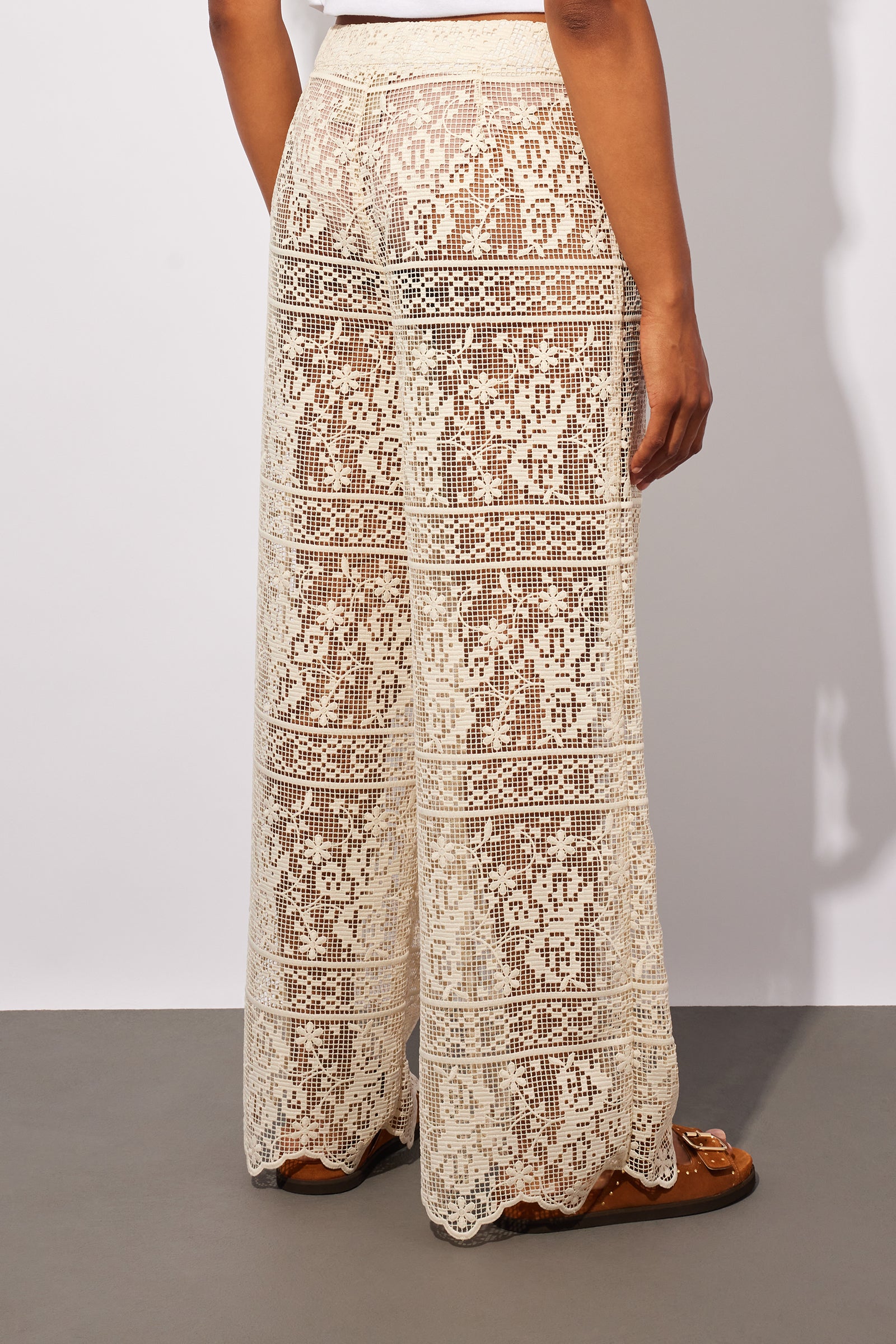 Macrame'‰ lace trousers | semicouture