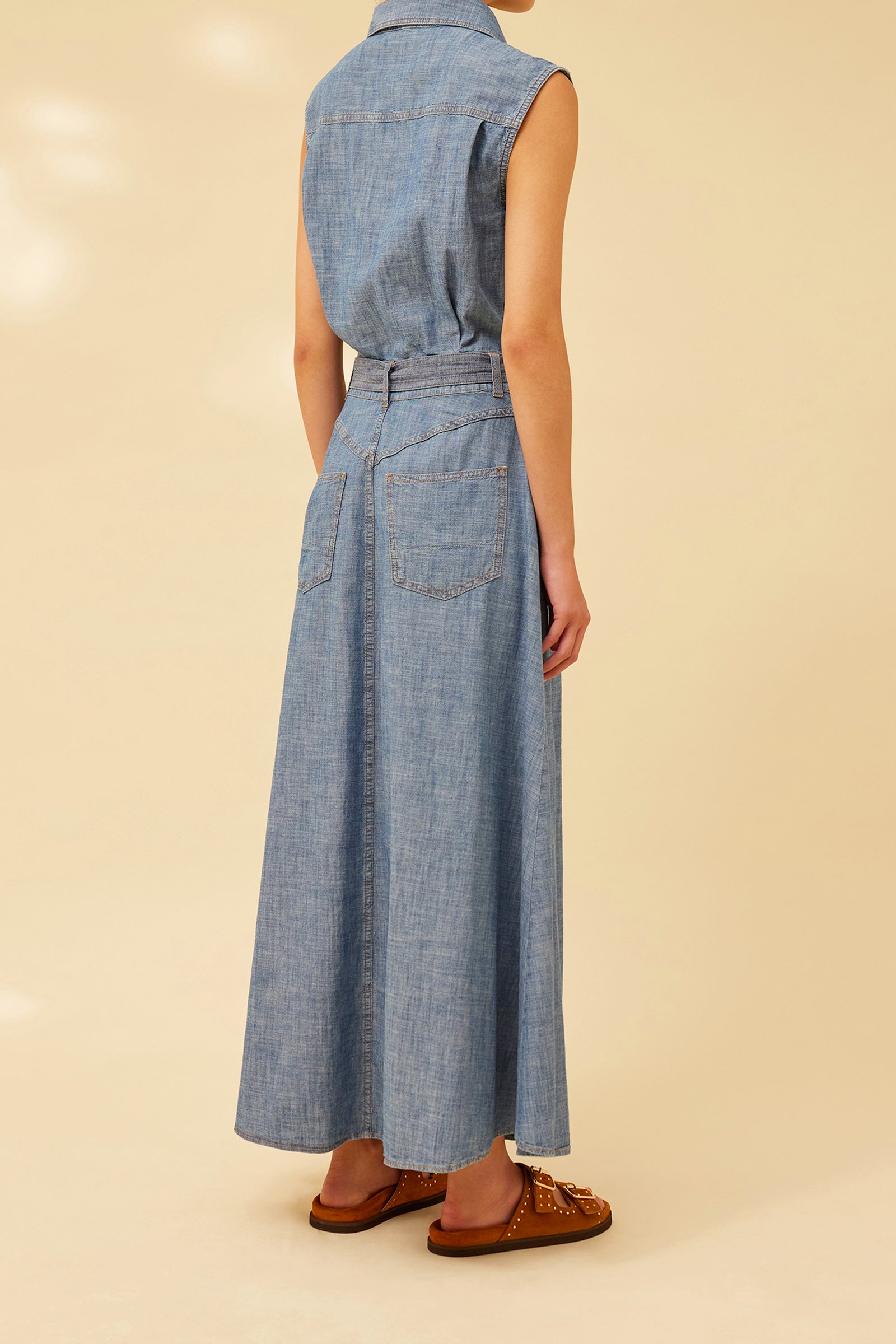 CHAMBRAY DRESS WITH BELT