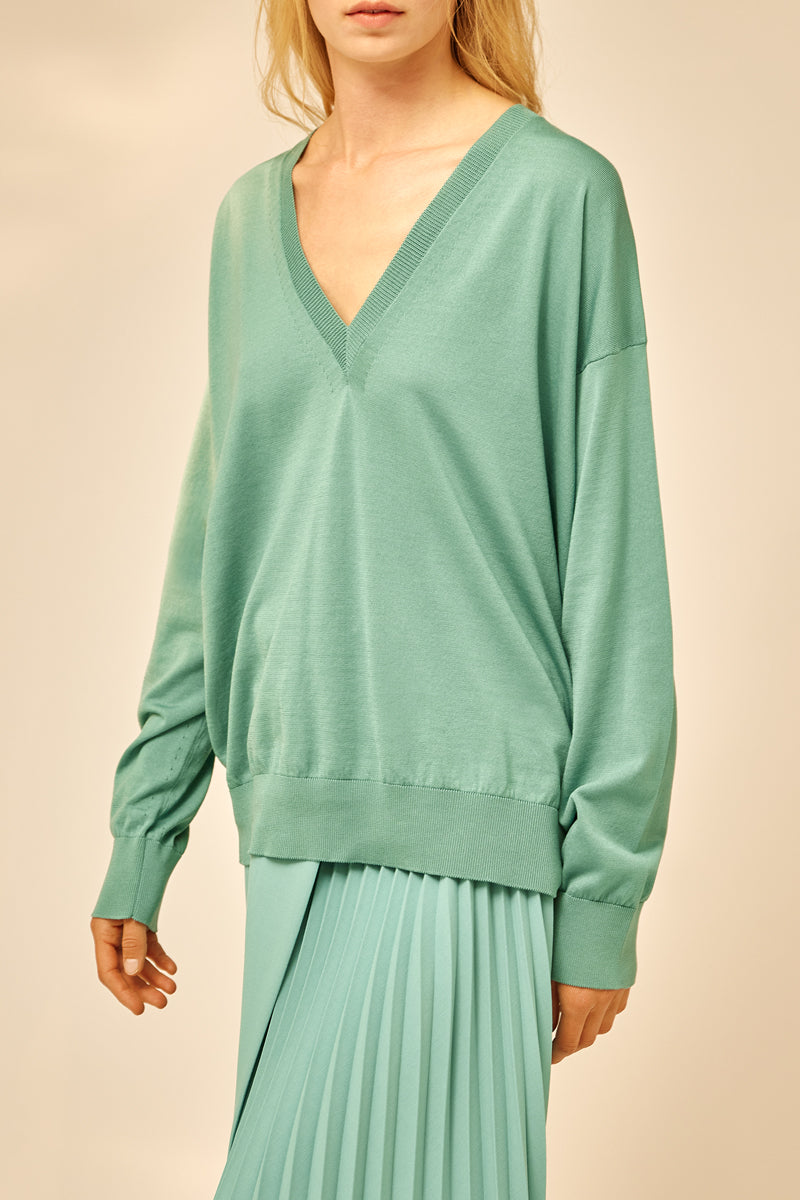 MERCERIZED COTTON V-NECK SWEATER