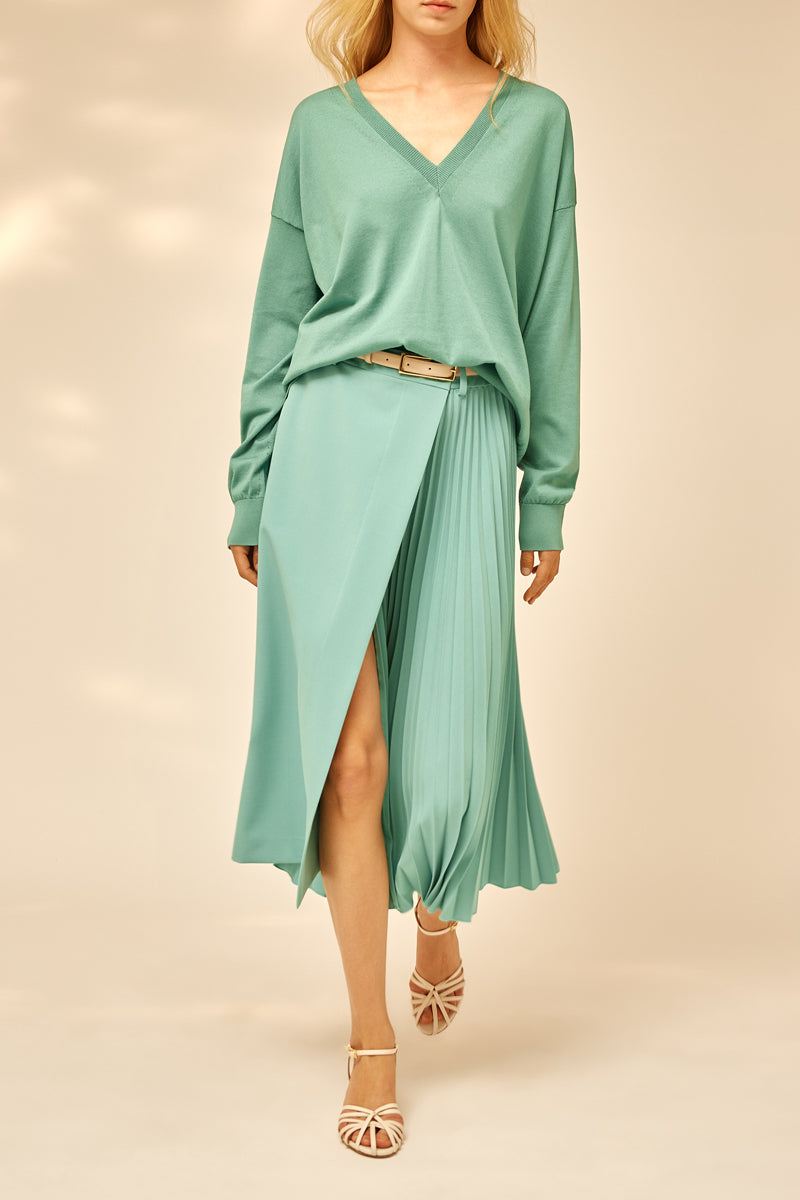 MERCERIZED COTTON V-NECK SWEATER
