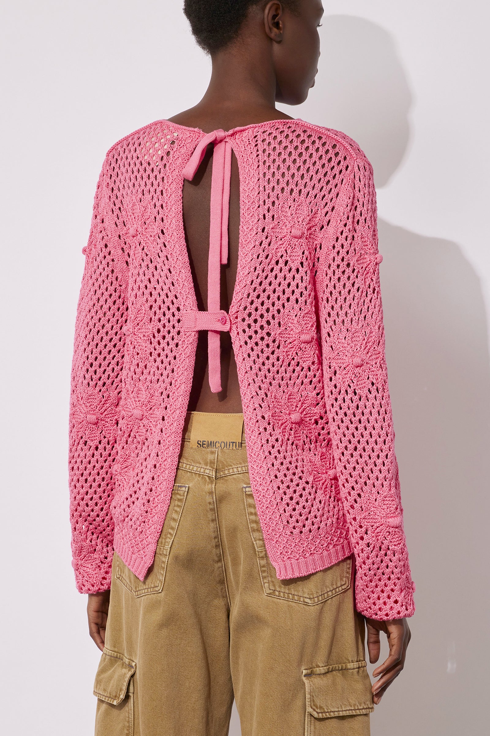 CREW-NECK SWEATER WITH NET STITCH AND FLOWERS