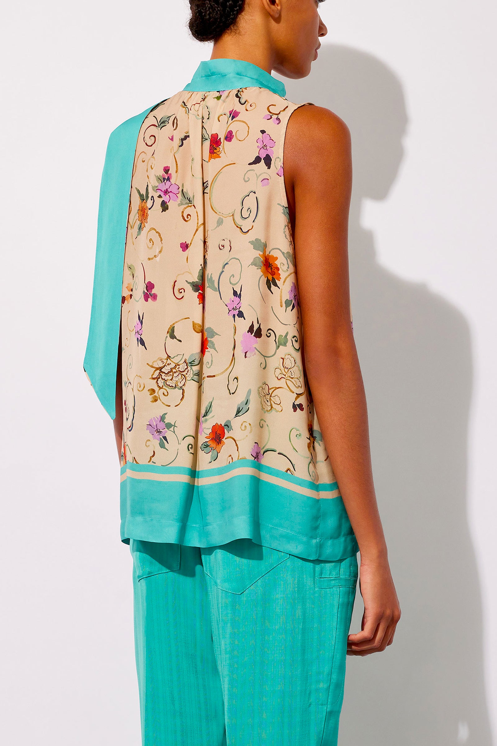 BLUSA JULIENNE