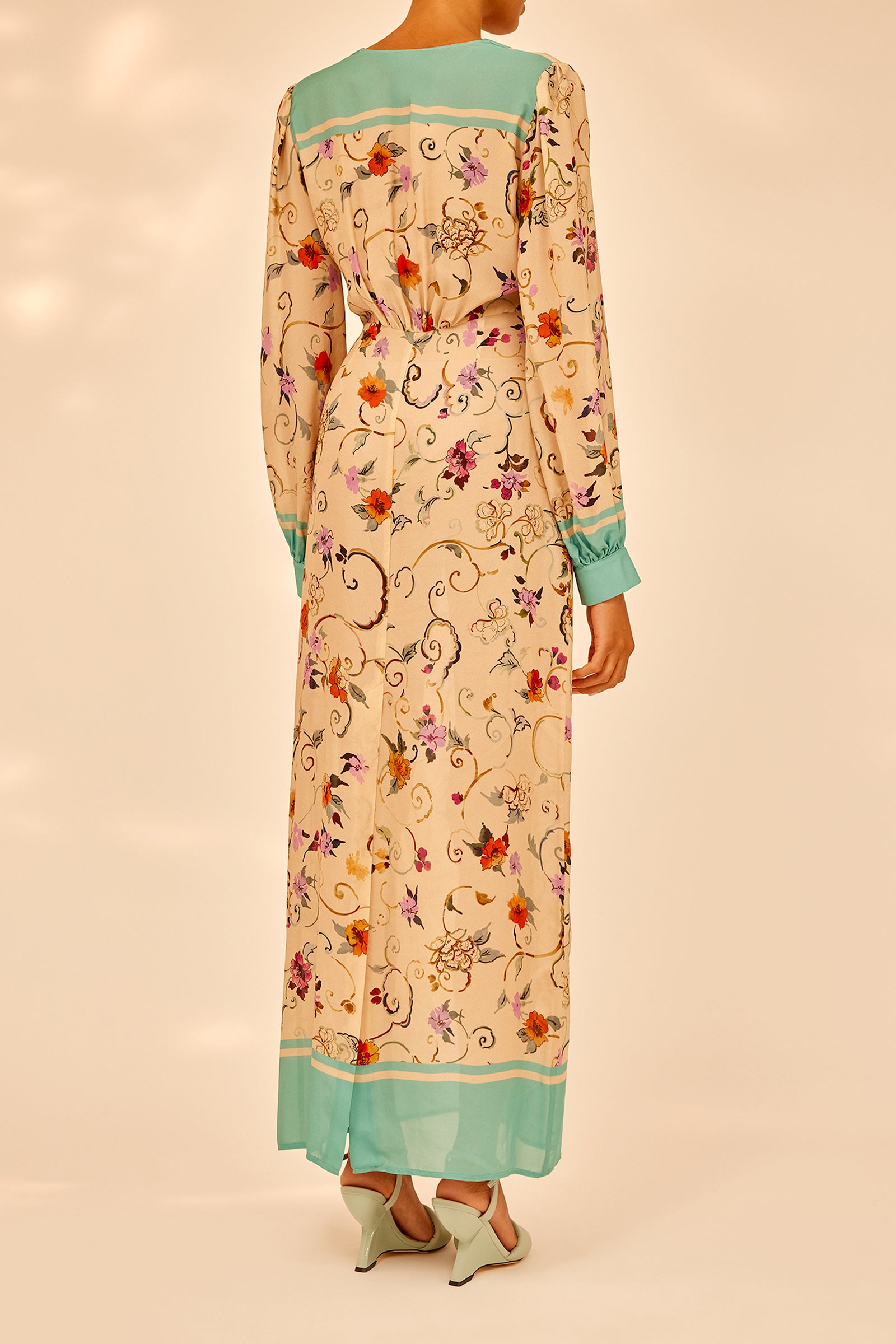 PRINTED HABOTAI V-NECK DRESS