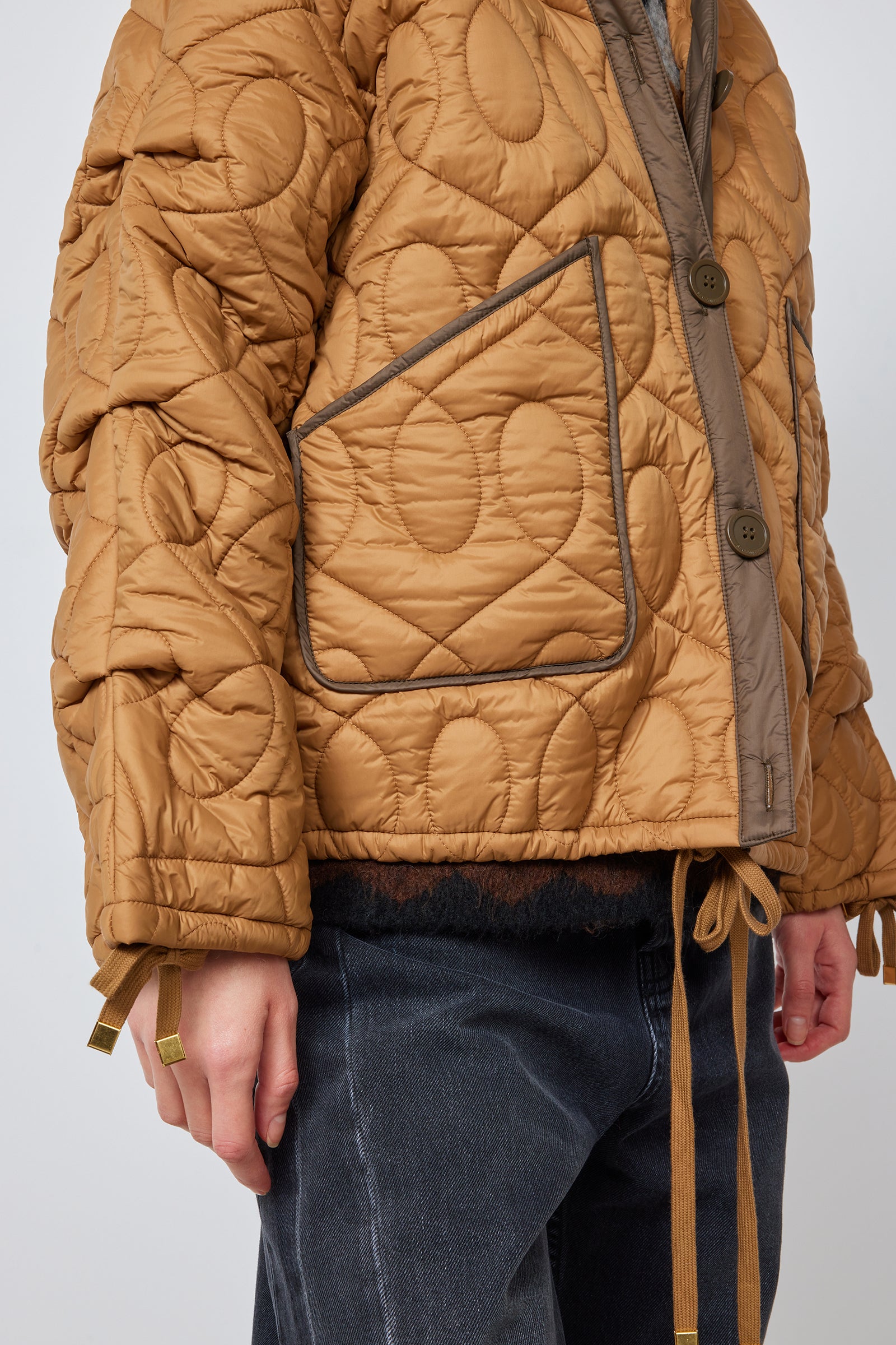 FAKE DOWN JACKET