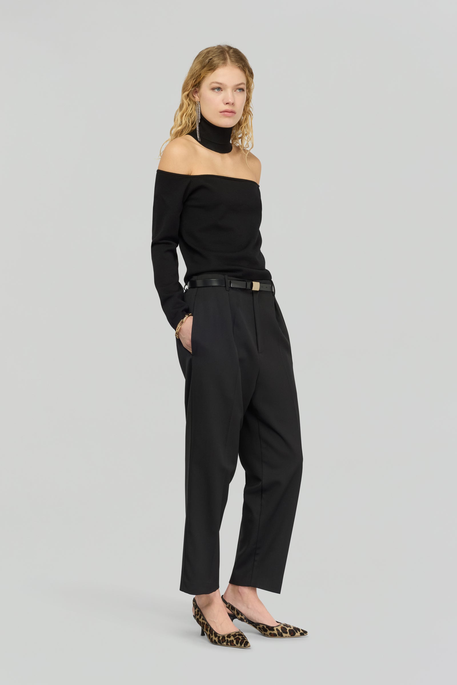 DANIELA TURTLENECK