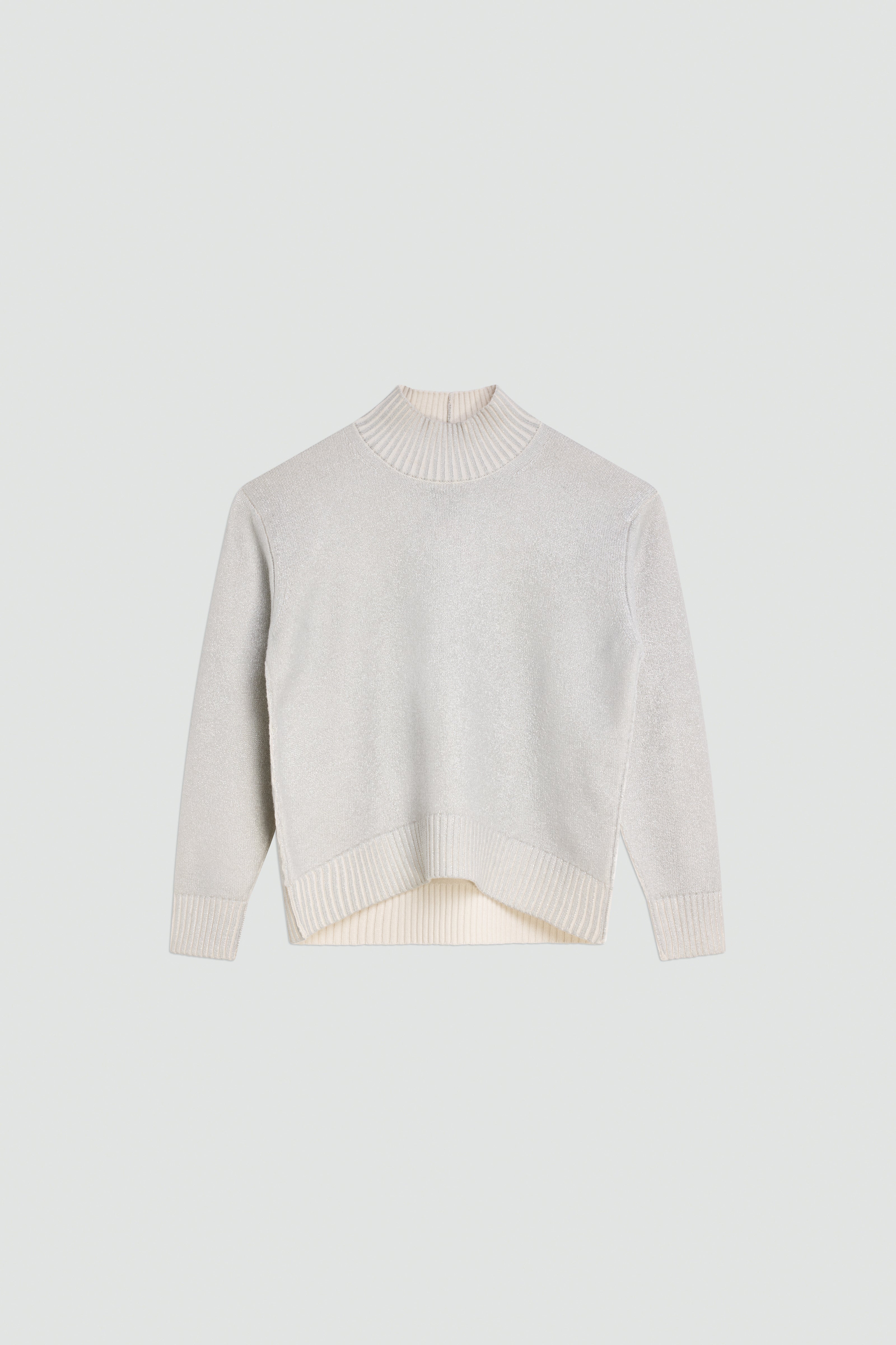 ISABELLA TURTLENECK