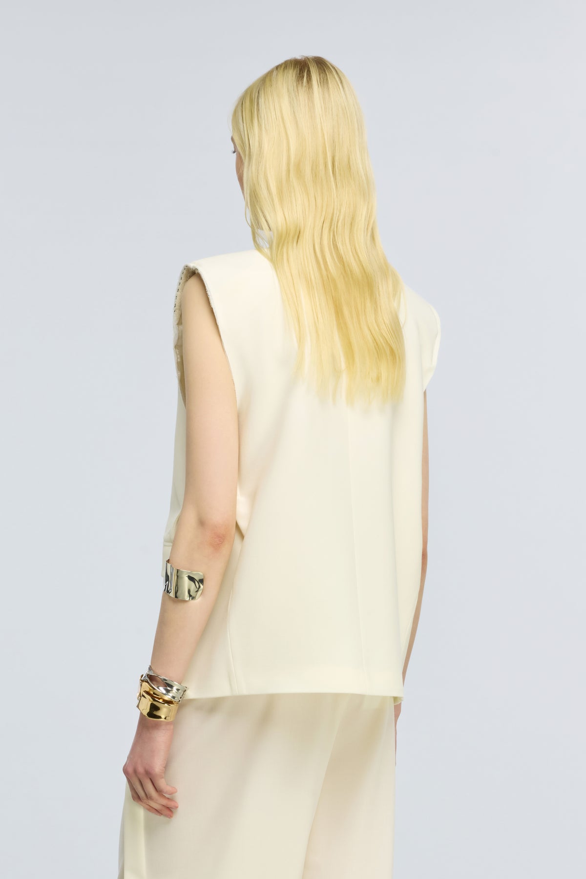 W6YY6WI03A19-3-C-GILET
